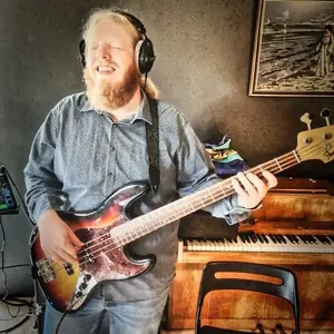 Rune Robert Friis · Mojo Blues Bar, Copenhagen