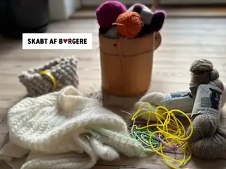 Strikkecafe på Holte Bibliotek