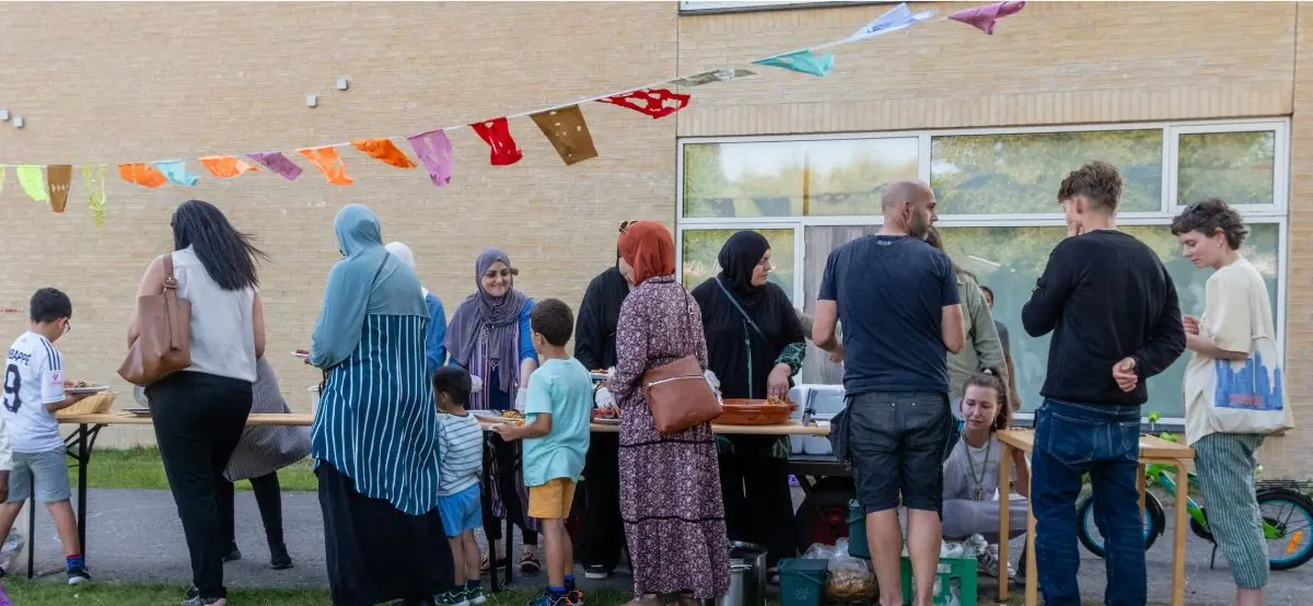 Folkekøkken med Folehavens Maddamer — Margrethehaven, København