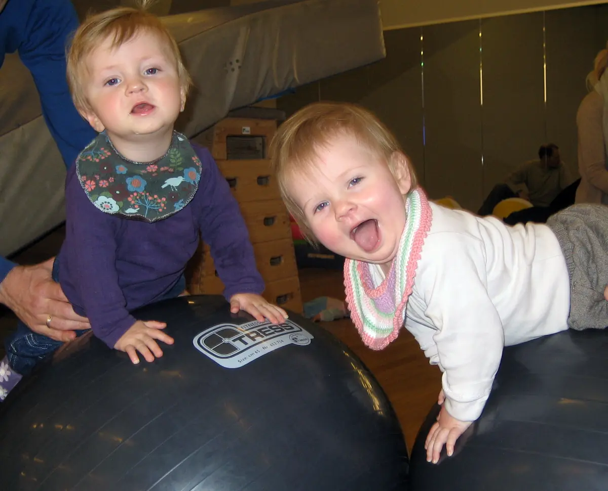 Vilde lege med de mindste (baby 4-12 mdr.) — BIBLIOTEKET Rentemestervej, København