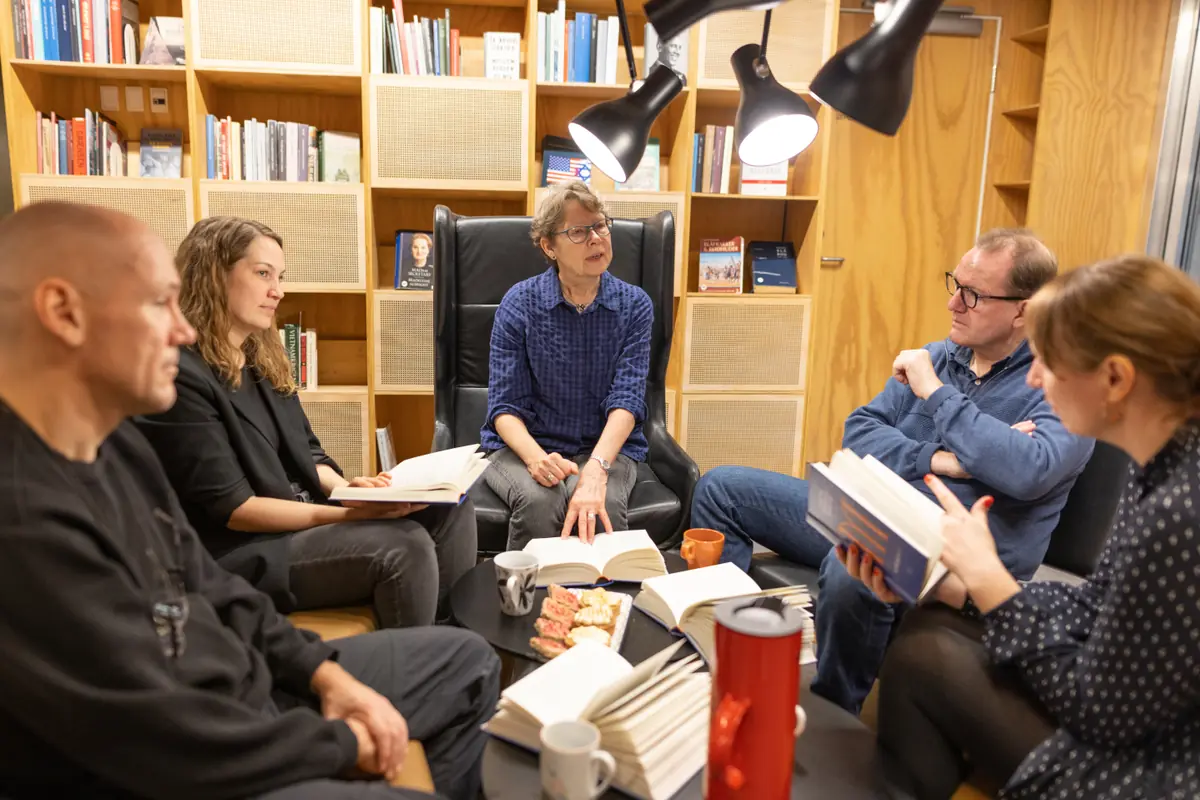 Pop-up Introduction to Reading Clubs — Islands Brygge Bibliotek, Copenhagen