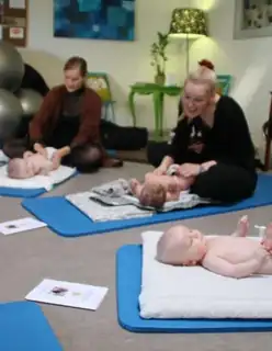 Babymassage - Barselscafe i Viruphuset