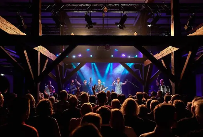 FredagsJAM - Emma Pilgaard: A Woman's Voice — Tøjhuset, Fredericia