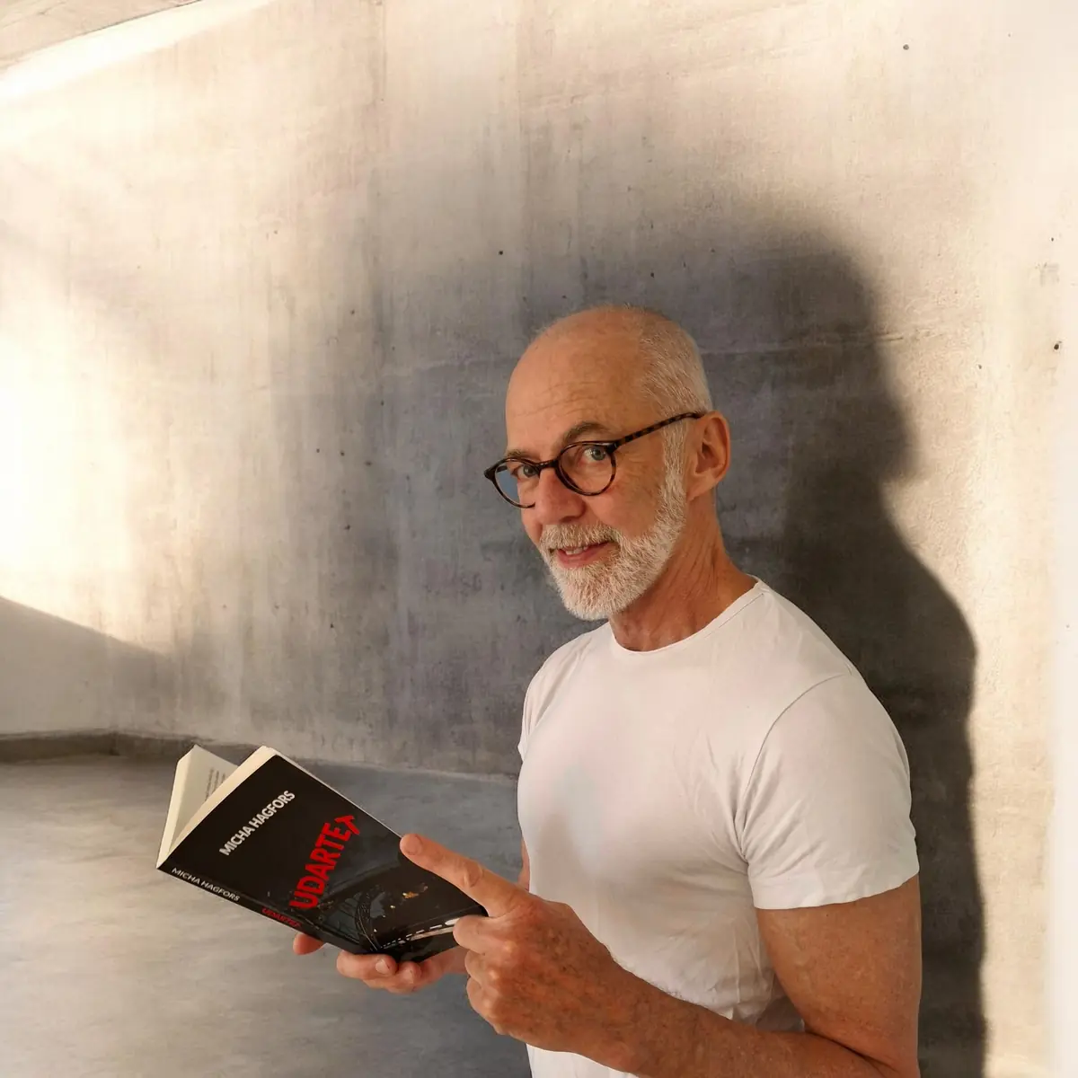 Author Evening with Micha Hagfors — Hovedbiblioteket, Odense