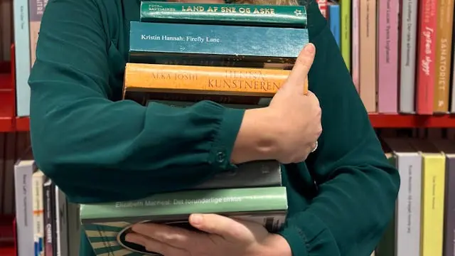FORTÆL- Litteraturimpro - litteraturen under kærlig behandling — Bryggekælderen, København