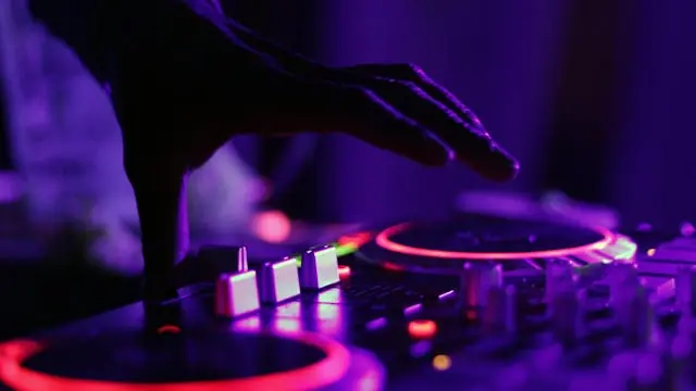 80/90 Party with DJ Ris Ras — Bække Kro, Bække