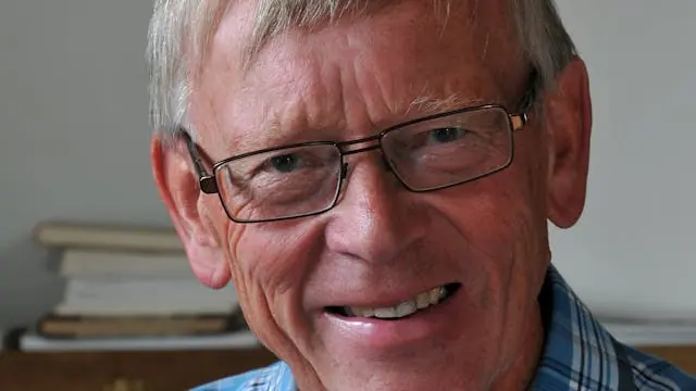 Højskoleeftermiddag - Tidl. efterskoleforstander Hans Jørgen Lysholm — Festsalen i sognegården, Viborg