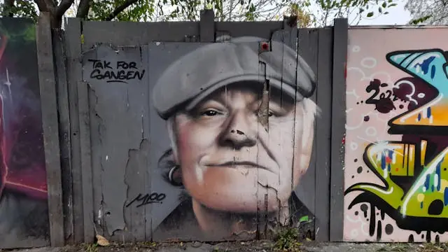 Kim Larsen's Christianshavn — ved opgangen fra Metro, Copenhagen